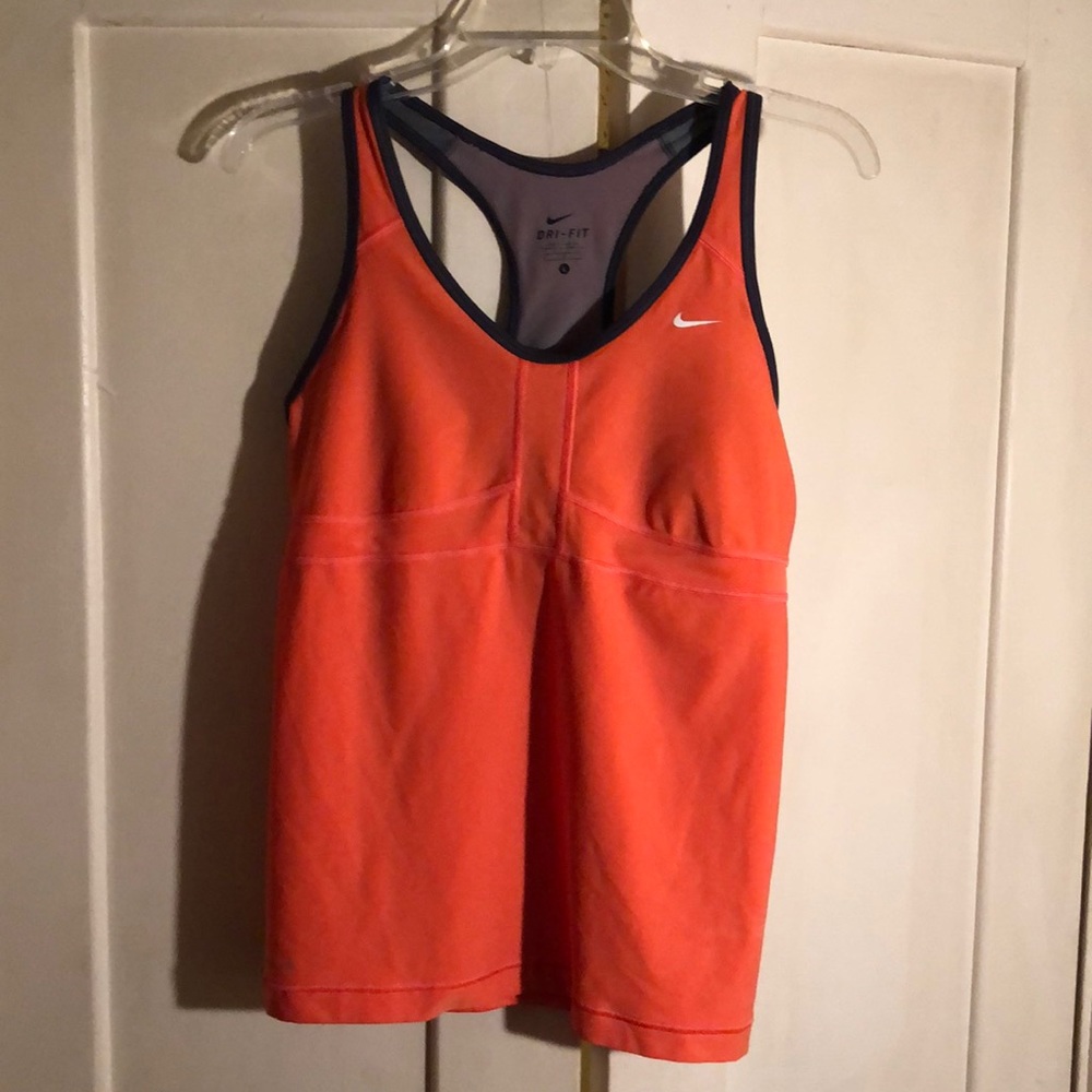 Nike dri-fit ladies work out tank top. Large.